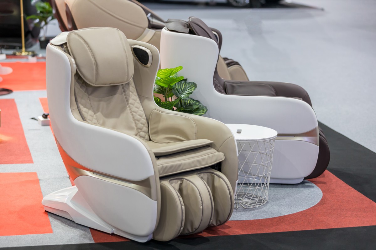 Have Relaxing Stations At Trade Show Booth