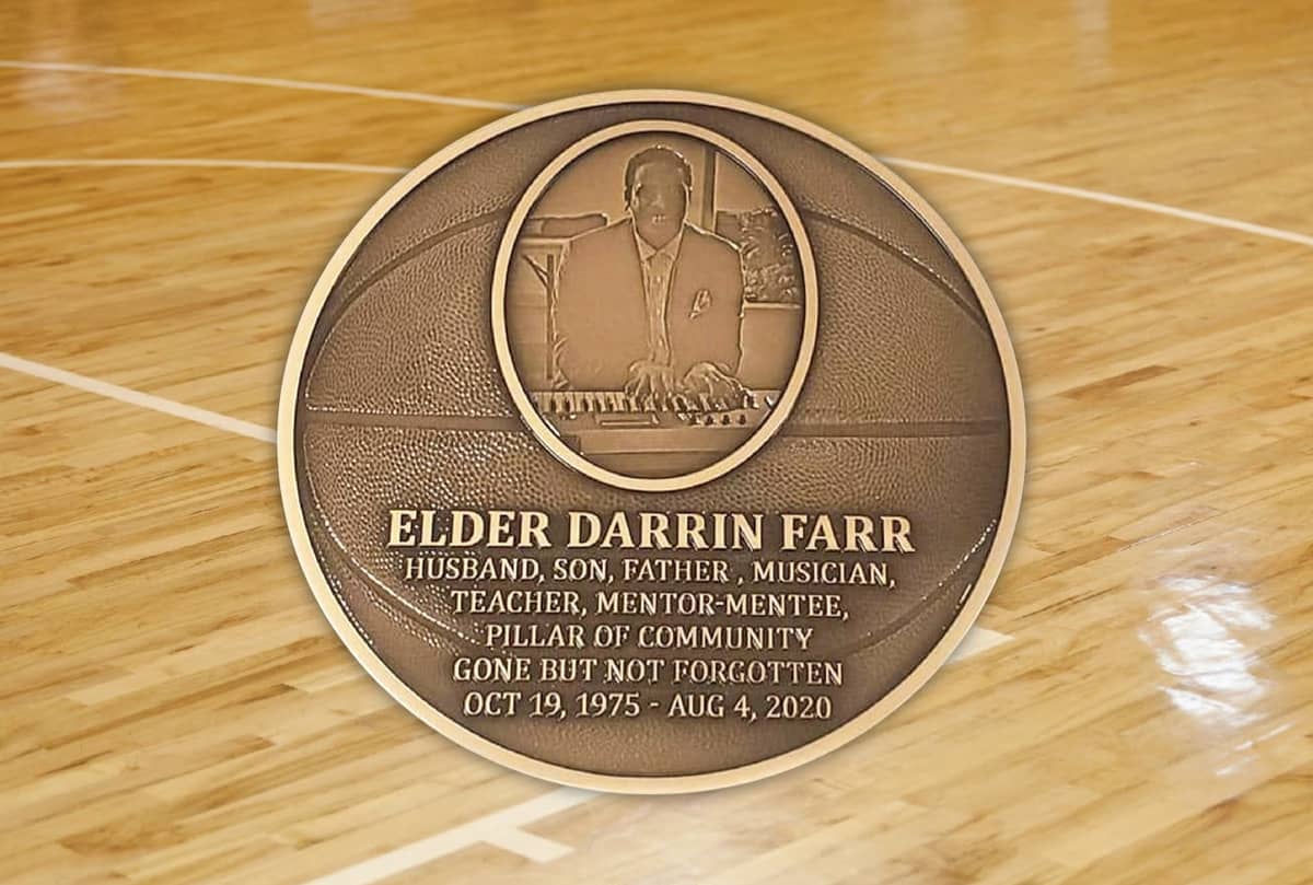 An example of a Bronze plaque